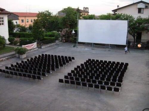 Cinema all'aperto